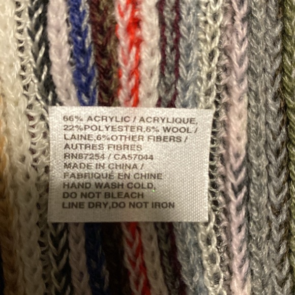 Juncture Red Gray Black Multicolored Scarf NWT - Picture 10 of 10